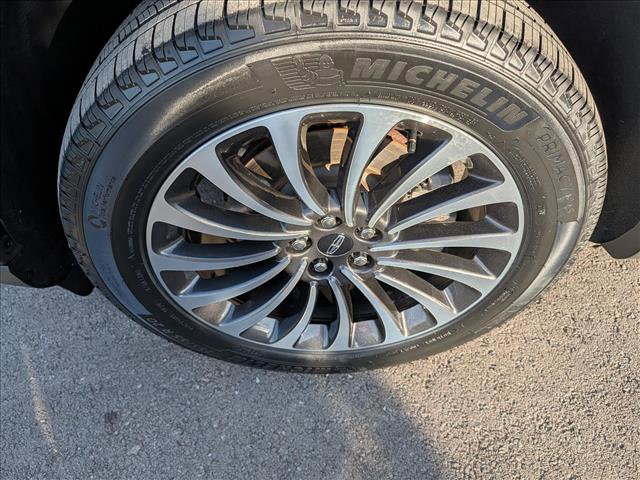 Certified 2023 Lincoln Aviator Reserve w/ Equipment Group 201A AWD/4WD image 9