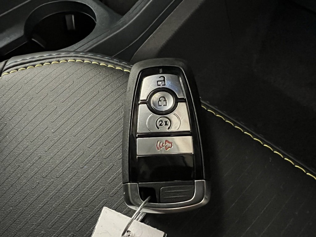 New 2025 Ford Maverick Lobo image 37