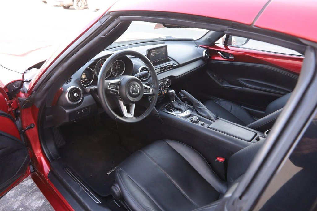 Used 2020 MAZDA MX-5 Miata RF Grand Touring image 9