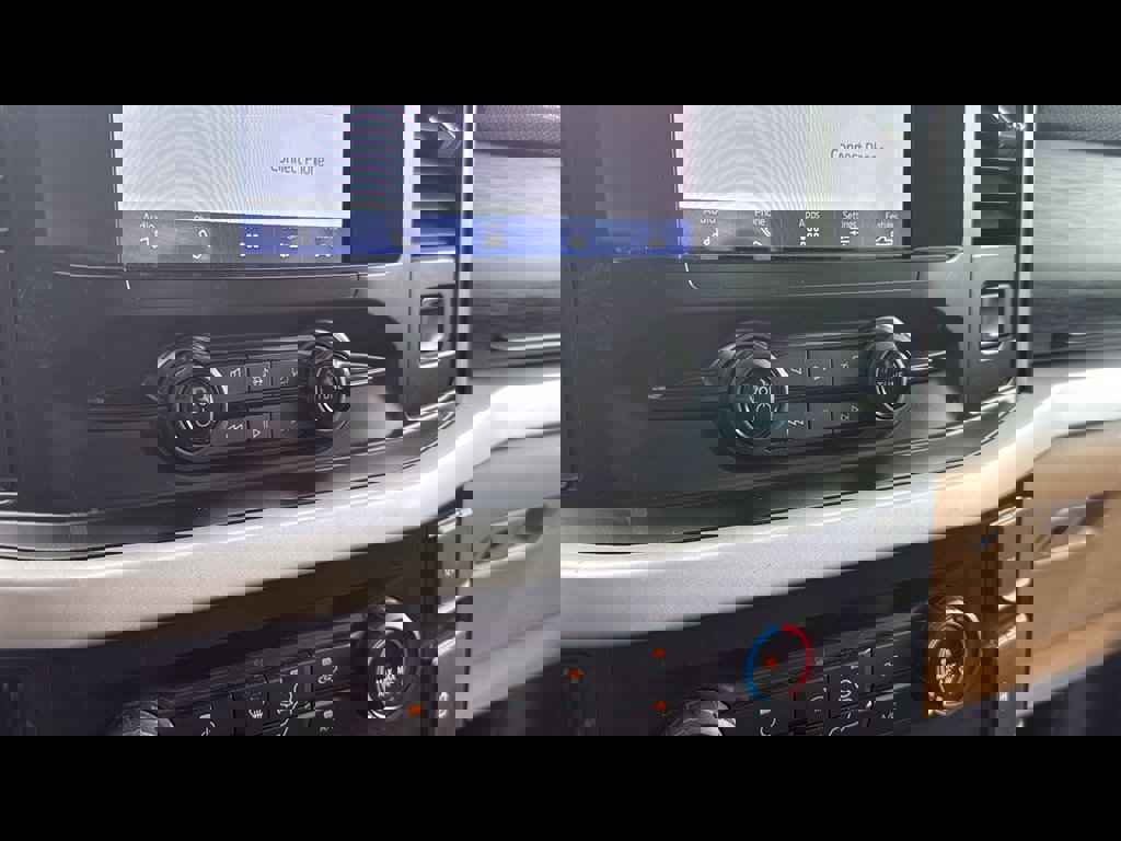 Used 2023 Ford F150 XLT image 19