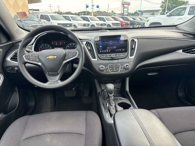 Used 2024 Chevrolet Malibu LT FWD image 11