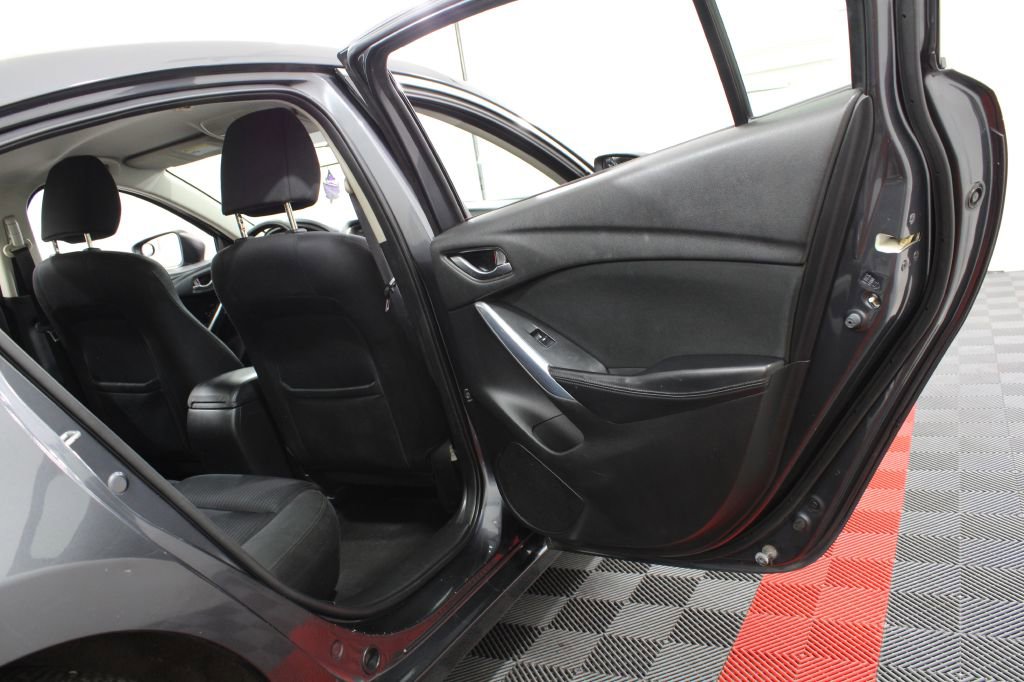 Used 2015 MAZDA MAZDA6 Sport FWD image 16