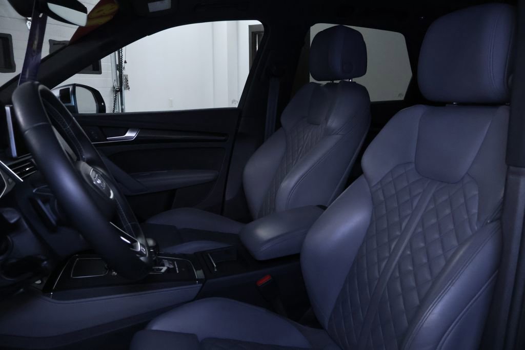 Used 2018 Audi SQ5 Premium Plus w/ S Sport Package image 16