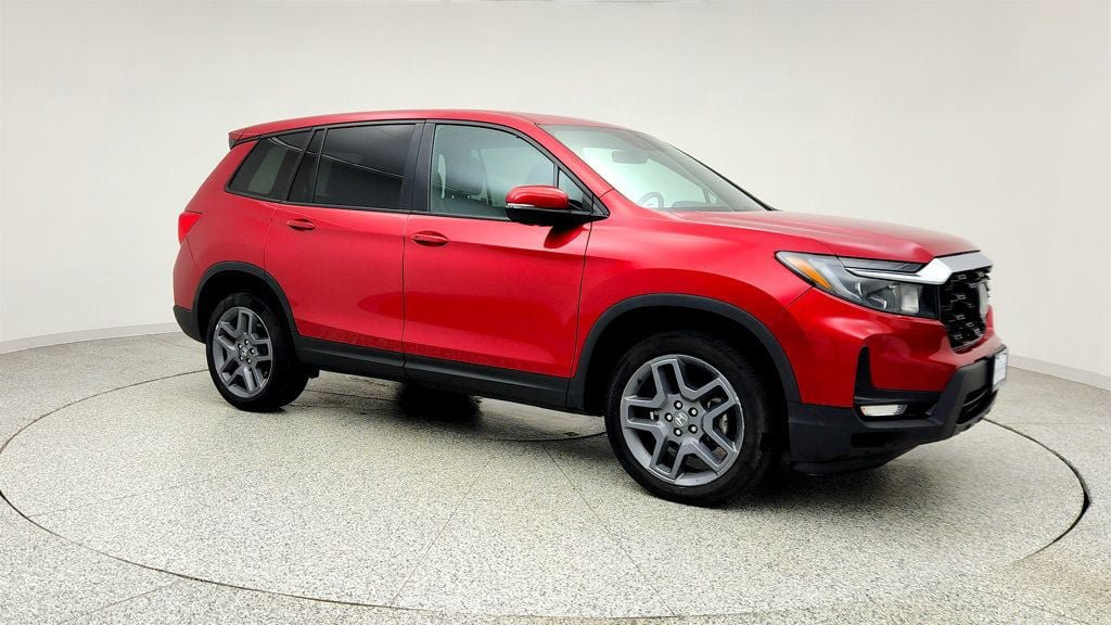 Used 2023 Honda Passport EX-L image 3