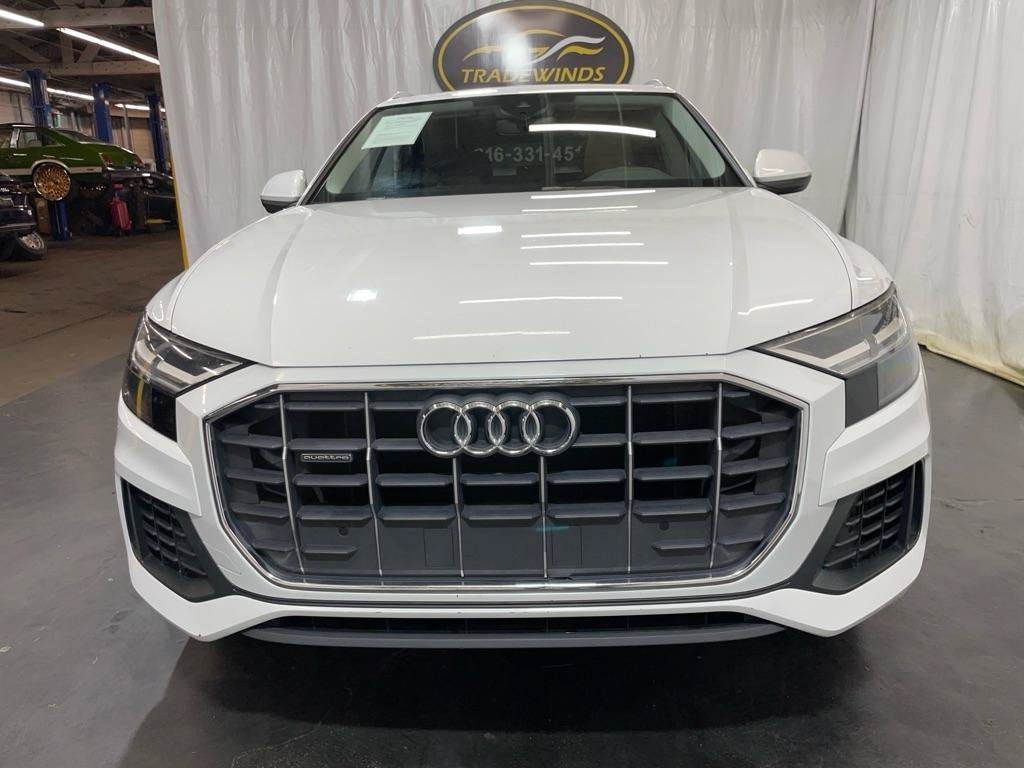 Used 2019 Audi Q8 Premium w/ Convenience Package AWD/4WD image 2