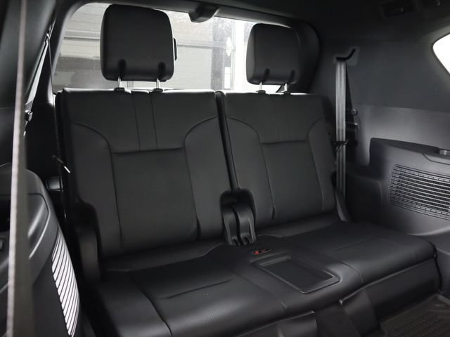 New 2026 Lexus LX 700h Luxury w/ Appearance Package AWD/4WD image 23