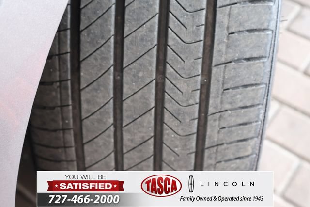 Used 2022 Genesis G80 2.5T w/ Prestige Package RWD image 11