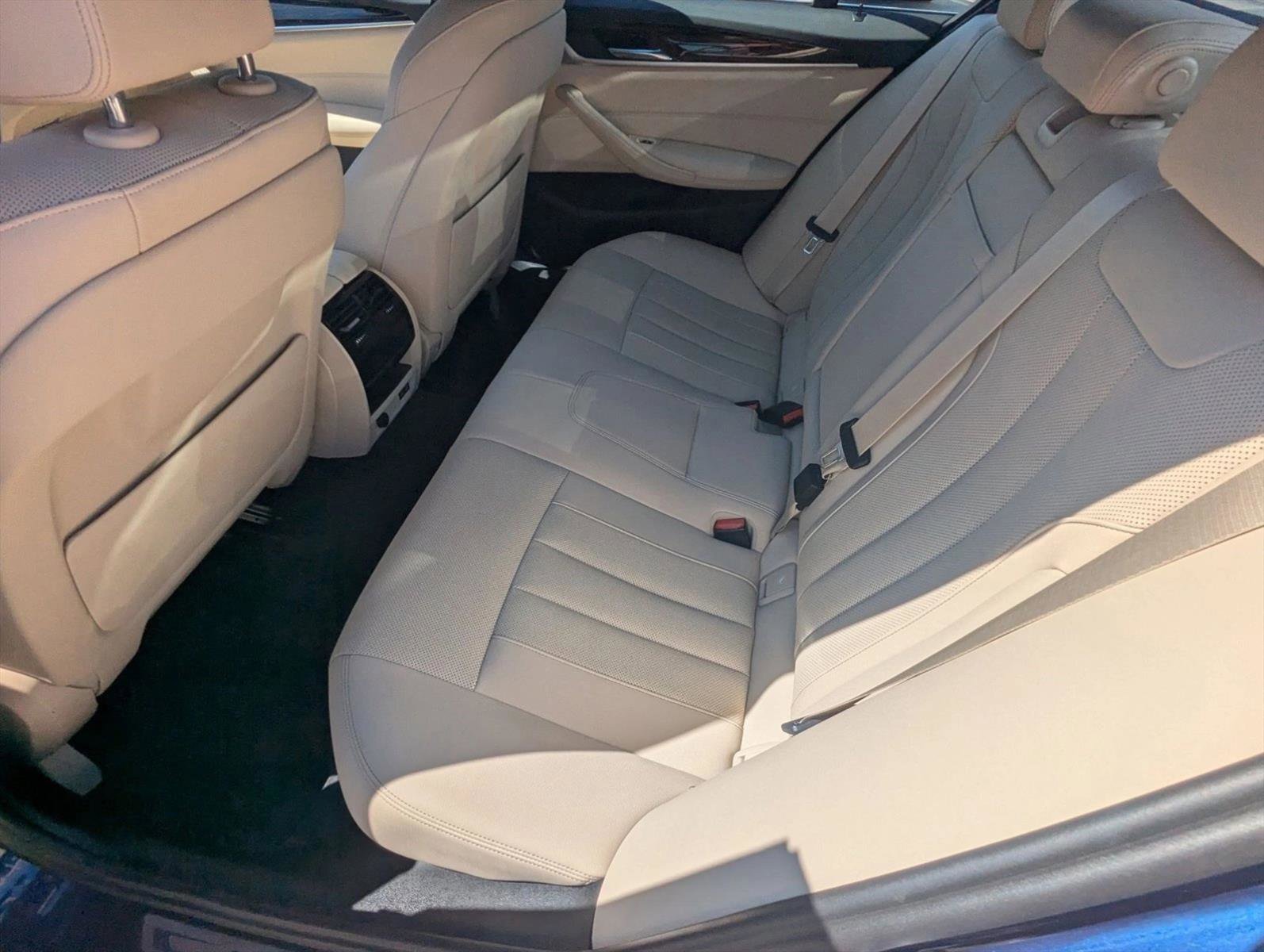Certified 2023 BMW 530i w/ Convenience Package RWD image 20