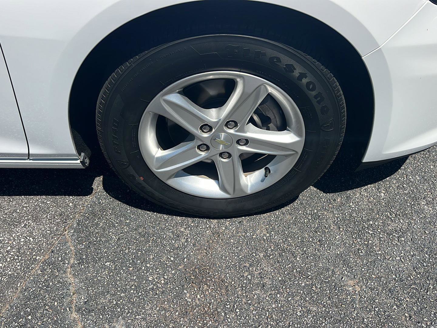 Used 2020 Chevrolet Malibu LS FWD image 36