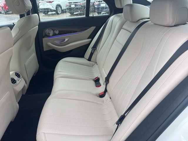Used 2017 Mercedes-Benz E 300 image 31