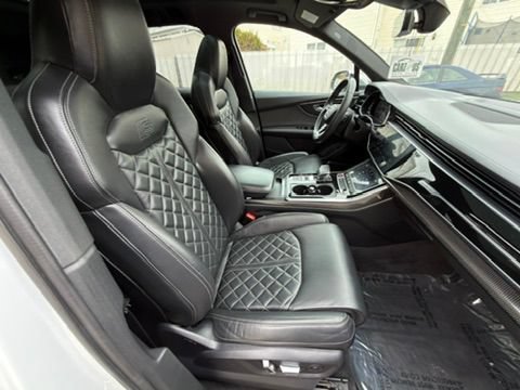 Used 2021 Audi SQ7 Premium Plus AWD/4WD image 25