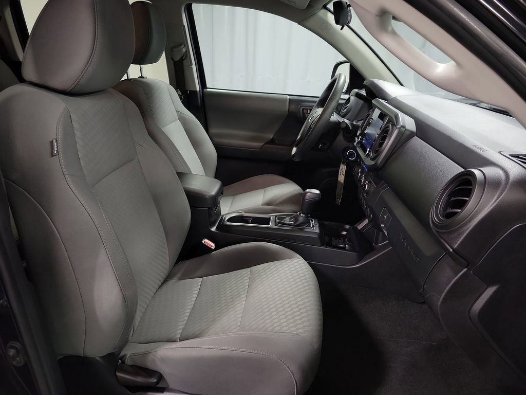 Used 2022 Toyota Tacoma SR image 24