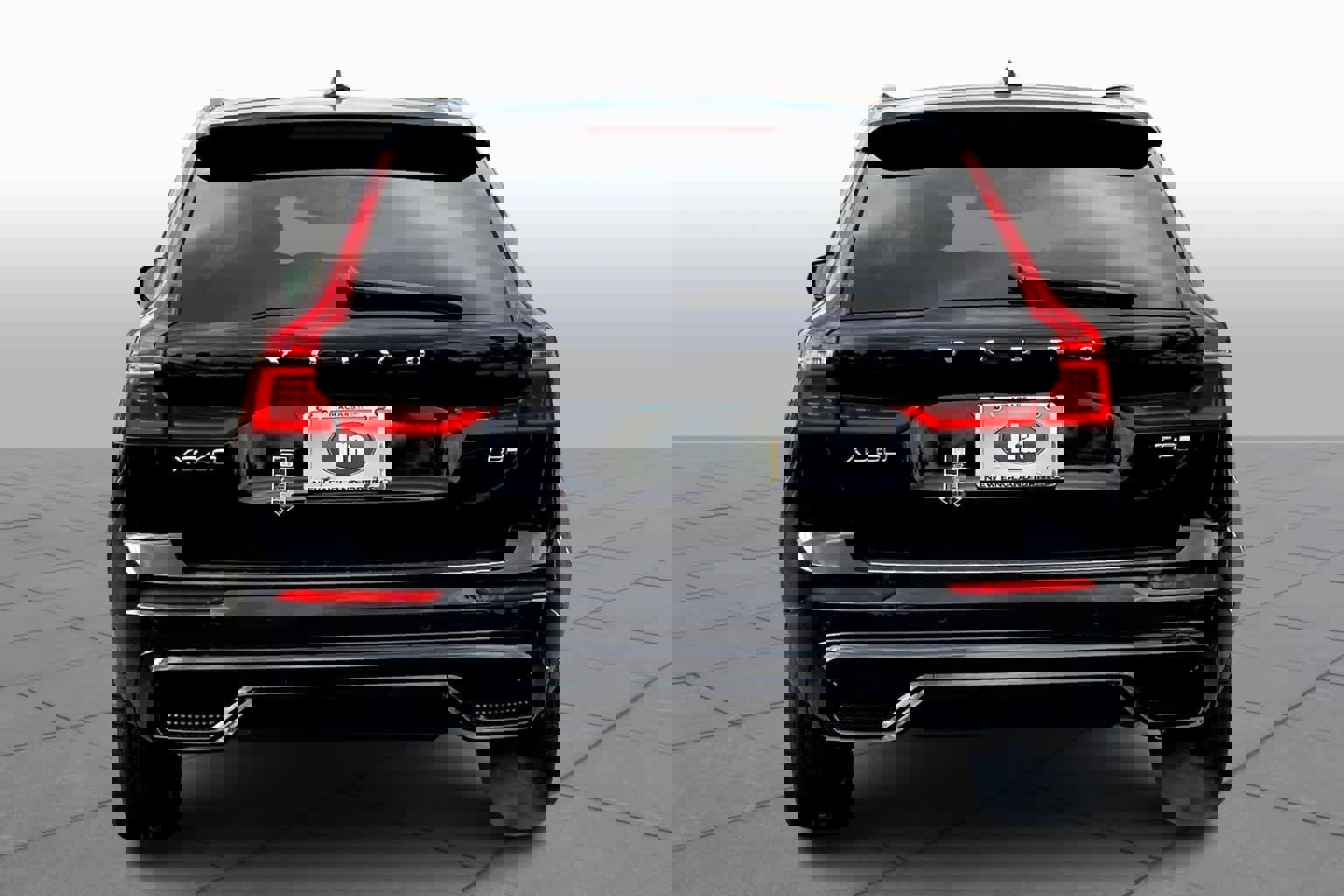 New 2025 Volvo XC60 T8 Plus w/ Protection Package Premier image 4