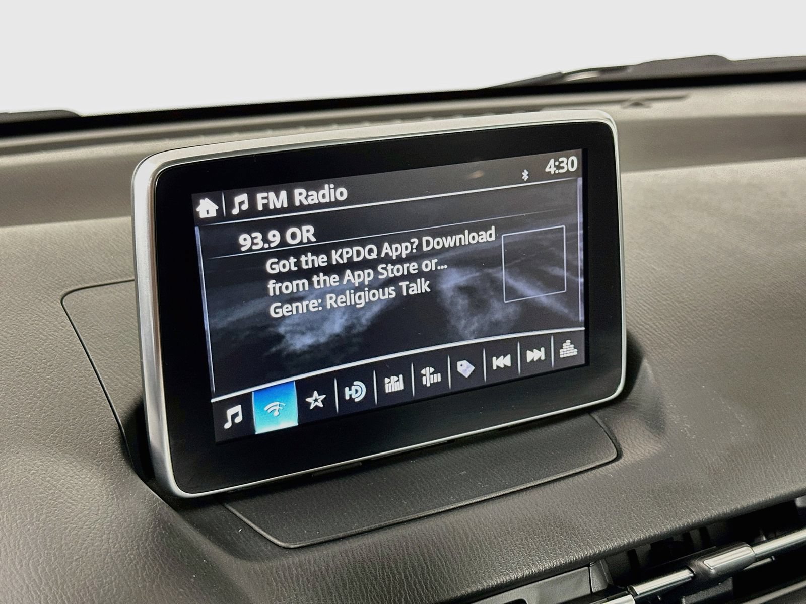 Certified 2017 Toyota Yaris iA FWD image 15