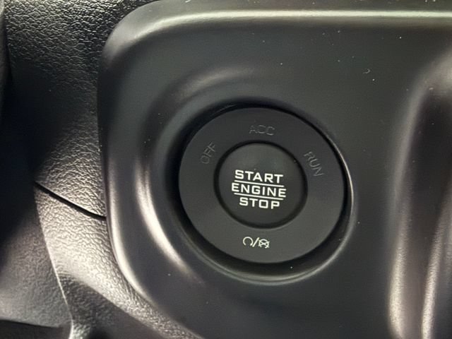 Used 2021 Jeep Gladiator Sport AWD/4WD image 17