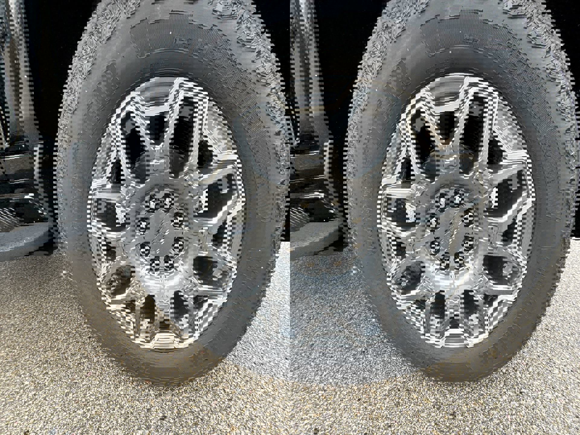 New 2025 GMC Hummer EV 3X image 33