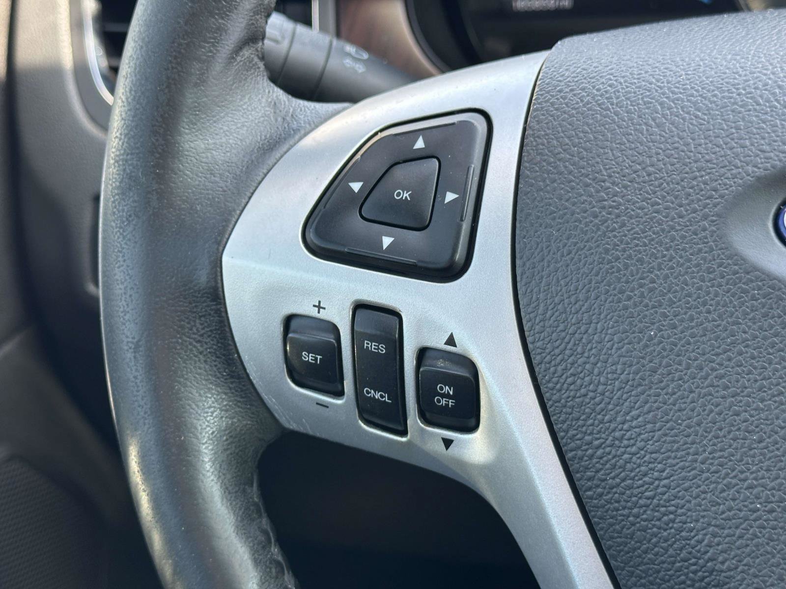 Used 2011 Ford Edge Limited w/ 301A Rapid Spec Order Code image 25