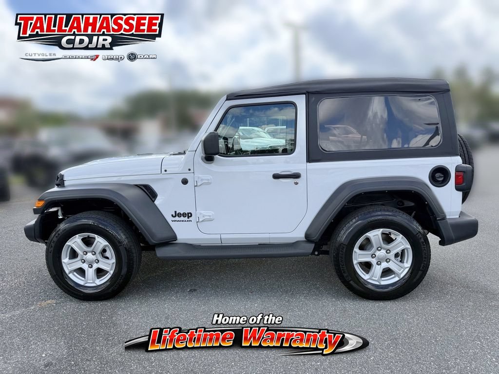 Used 2022 Jeep Wrangler Sport AWD/4WD image 7