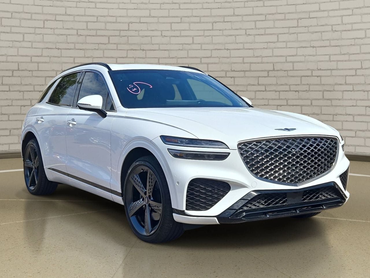Used 2022 Genesis GV70 2.5T w/ Sport Prestige Package AWD/4WD image 3