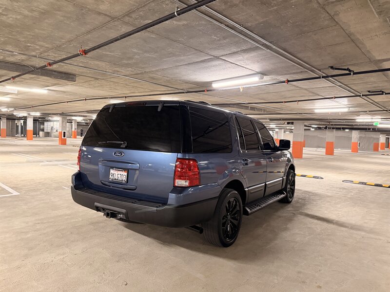 Used 2003 Ford Expedition XLT RWD image 4