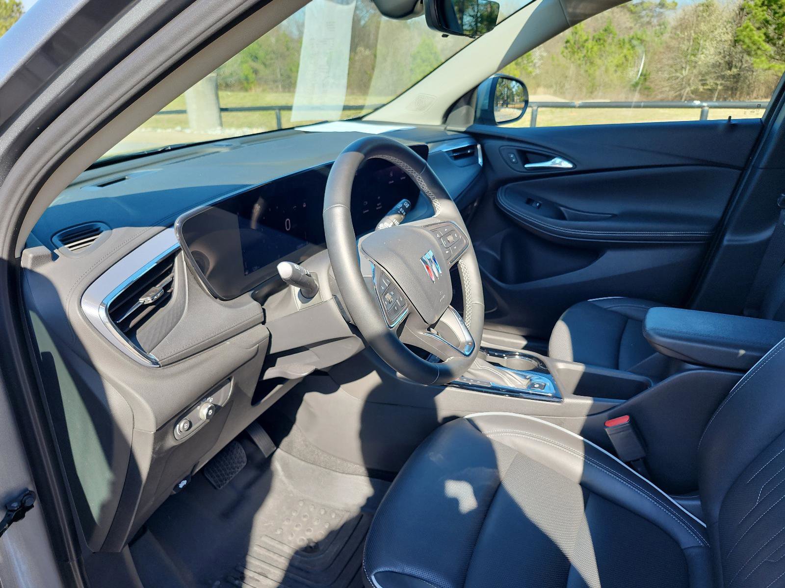 Certified 2025 Buick Encore GX Avenir w/ Avenir Technology Package image 14