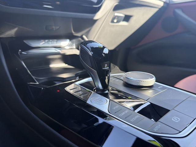 Used 2024 BMW X3 sDrive30i w/ Convenience Package w/ZPA RWD image 20