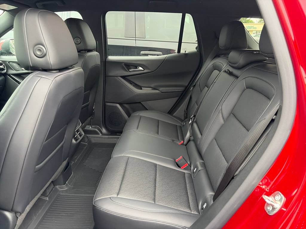 New 2026 Chevrolet Equinox LT w/ Convenience Package II AWD/4WD image 25
