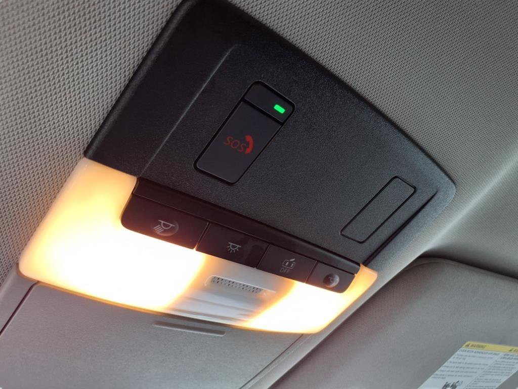 Used 2024 Nissan Pathfinder SV image 19