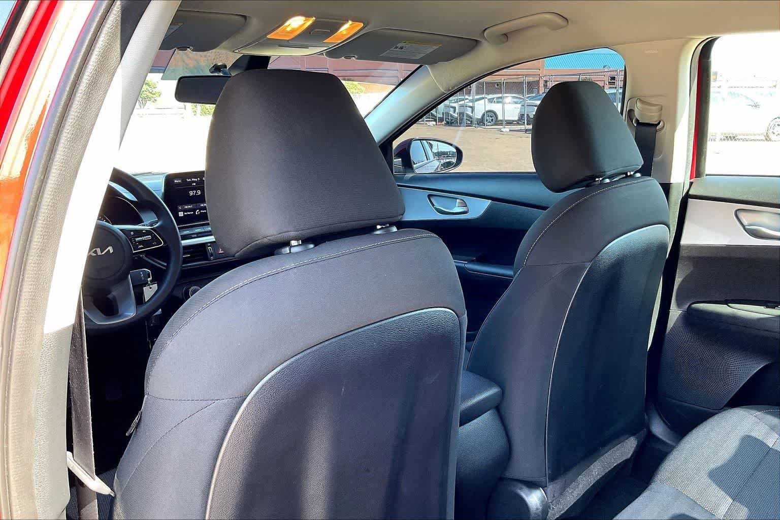 Certified 2023 Kia Forte LXS w/ LXS Technology Package FWD image 10