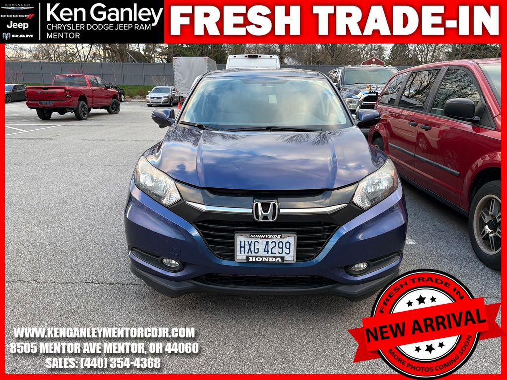 Used 2017 Honda HR-V EX image 2