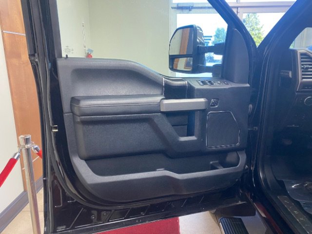 Used 2018 Ford F250 Platinum w/ Platinum Ultimate Package image 13