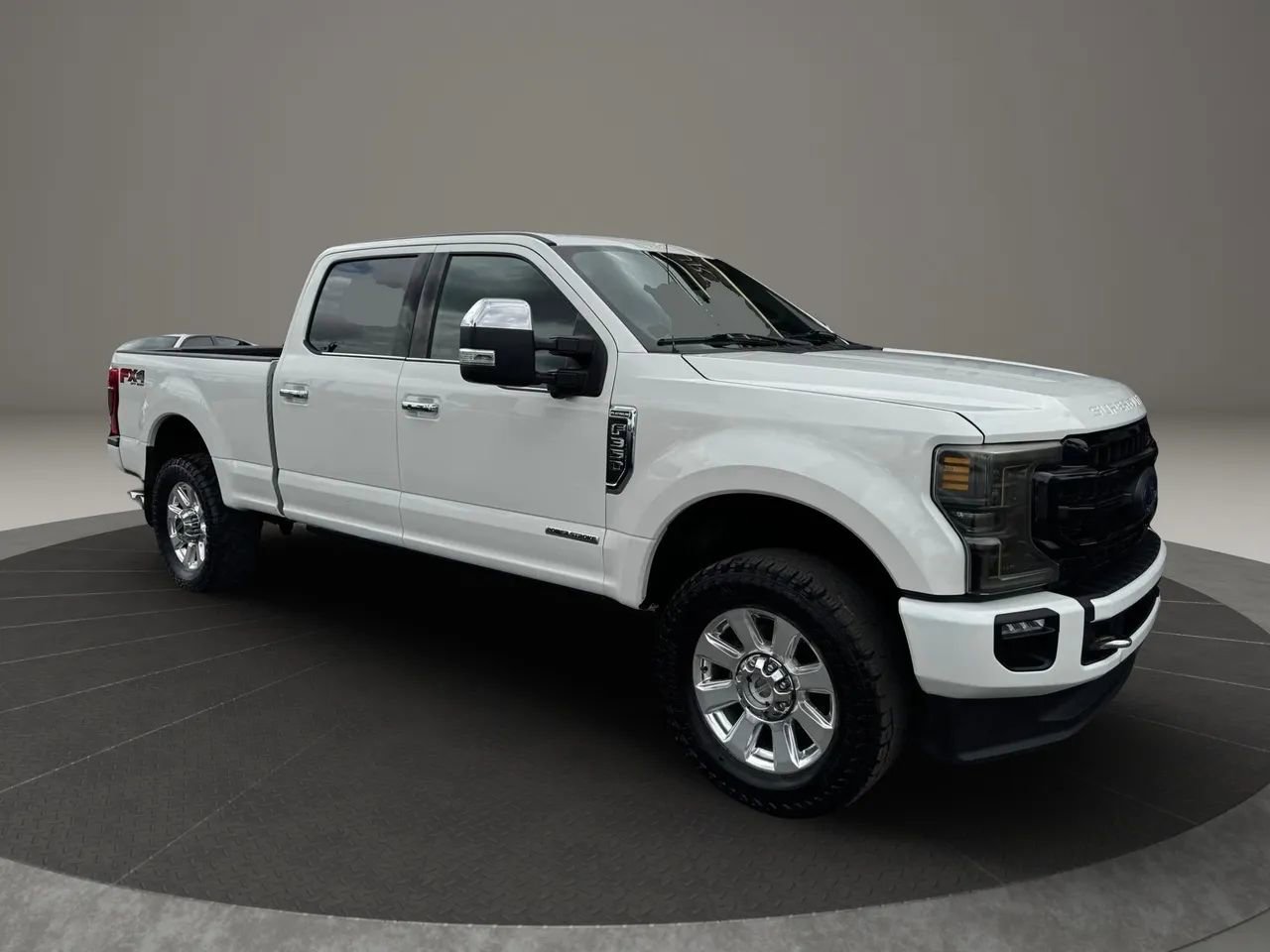 Used 2020 Ford F350 Platinum w/ FX4 Off-Road Package AWD/4WD image 3