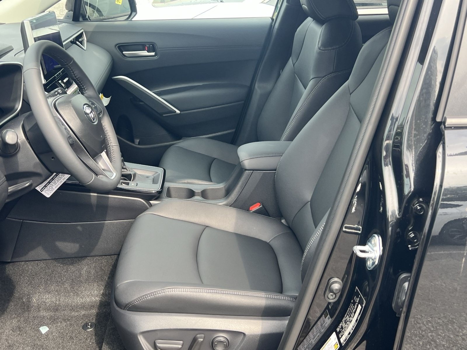 New 2026 Toyota Corolla Cross XLE AWD/4WD image 7