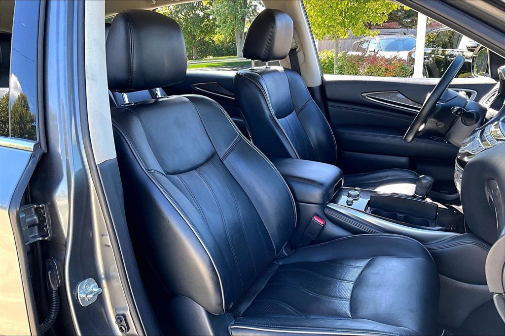 Used 2015 INFINITI QX60 Luxe w/ Premium Plus Package AWD/4WD image 28