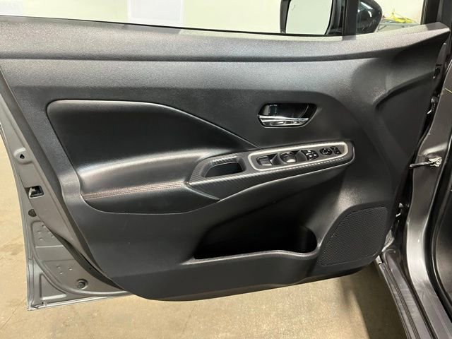 Used 2024 Nissan Versa SR FWD image 20