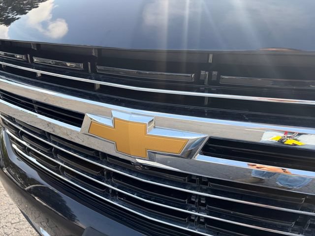 Used 2022 Chevrolet Tahoe LT w/ LT Signature Plus Package AWD/4WD image 23