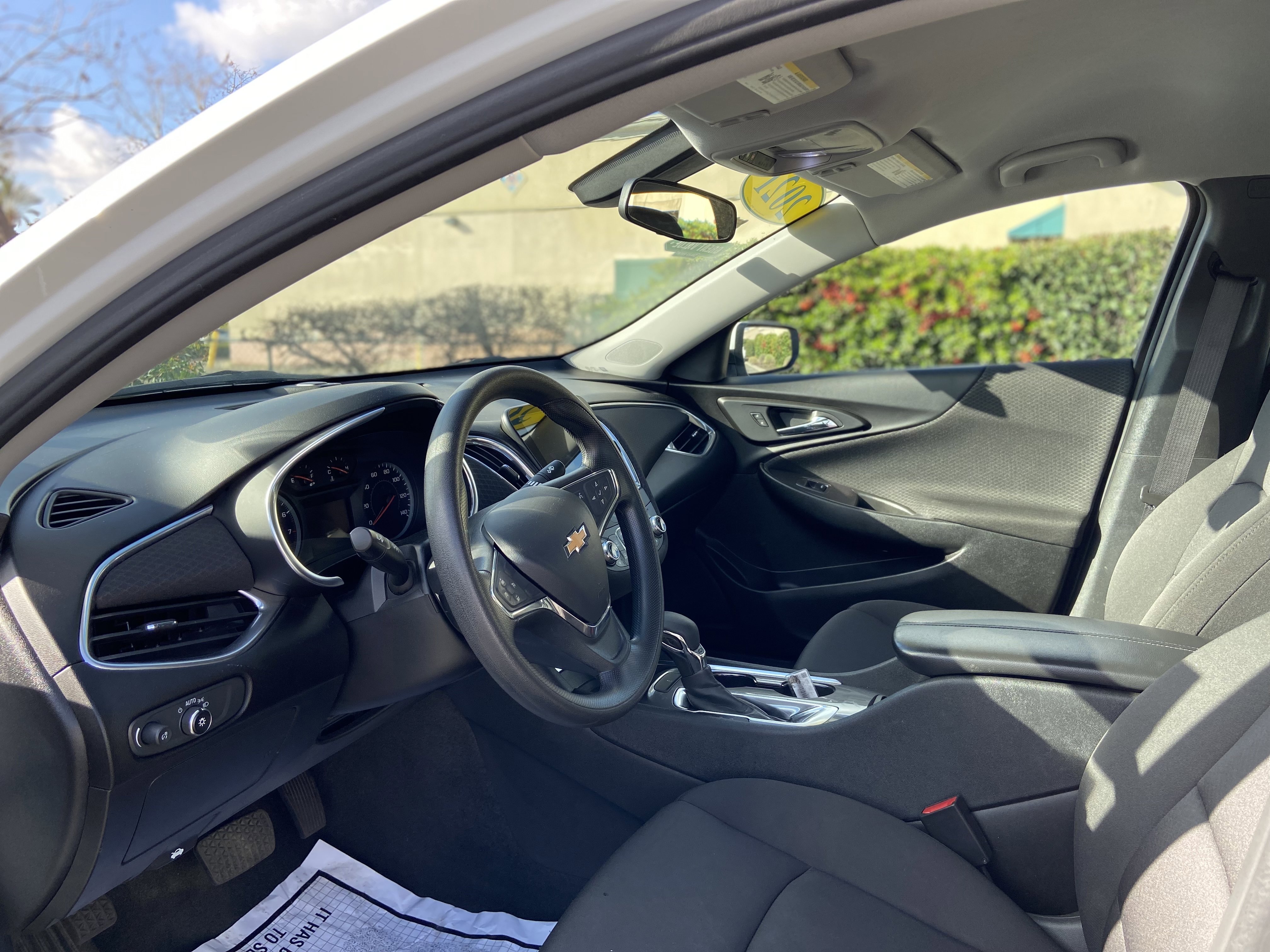 Used 2021 Chevrolet Malibu LT image 26