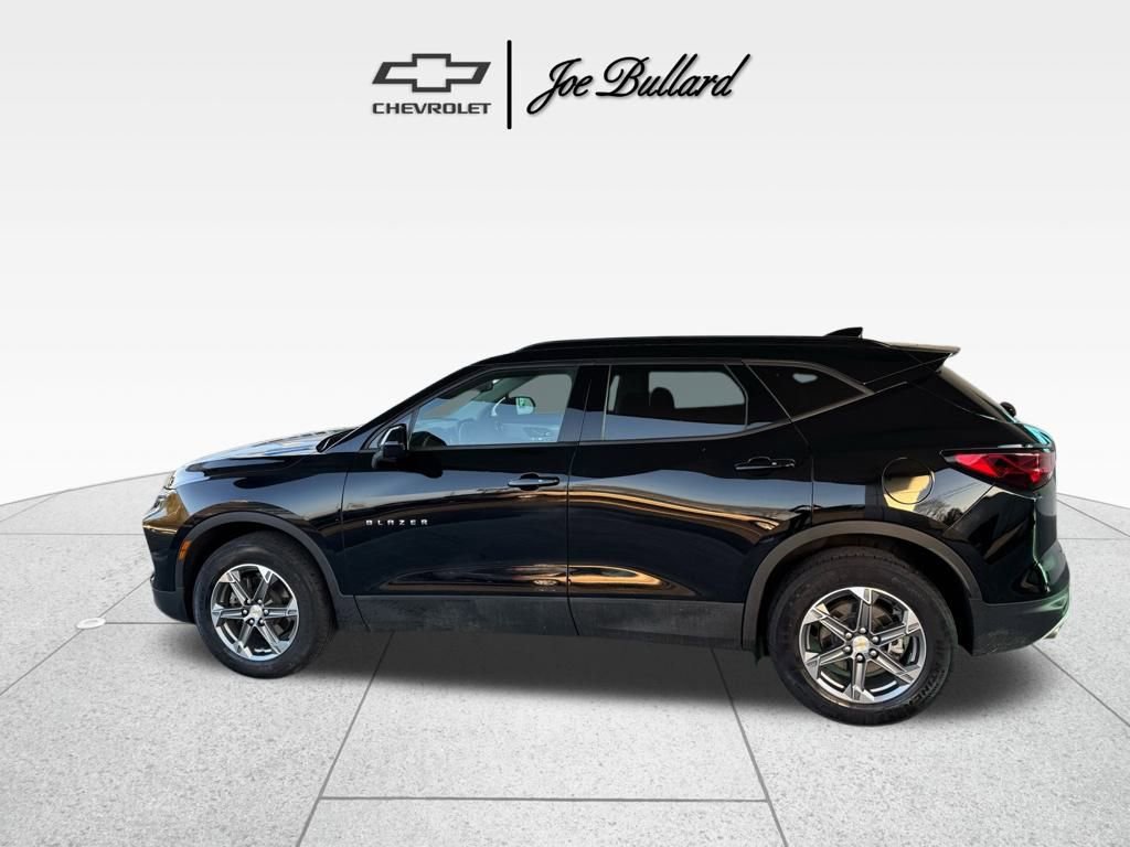 Used 2024 Chevrolet Blazer LT w/ Convenience Package image 5