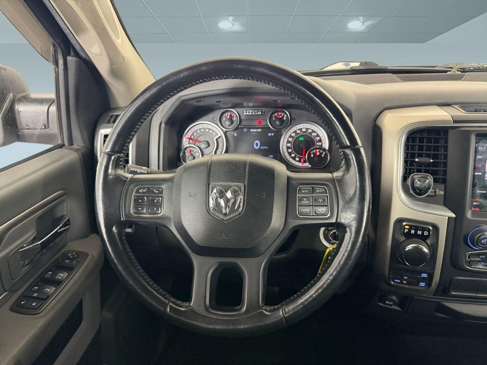 Used 2019 RAM 1500 Classic SLT w/ Luxury Group AWD/4WD image 22