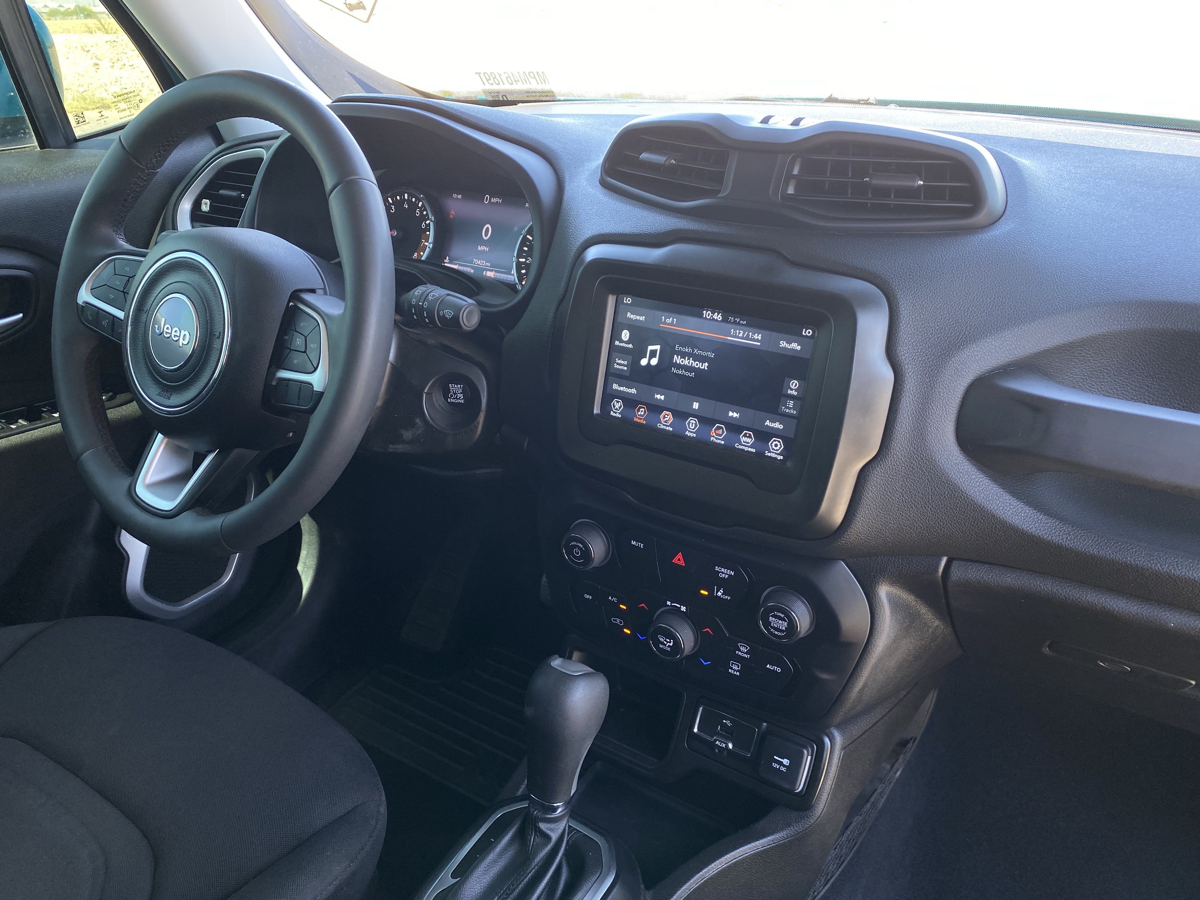 Used 2021 Jeep Renegade Latitude FWD image 12