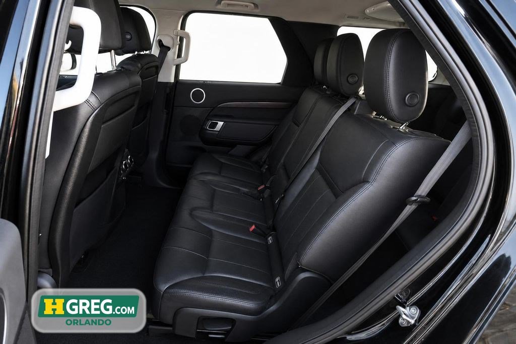 Used 2018 Land Rover Discovery HSE AWD/4WD image 15