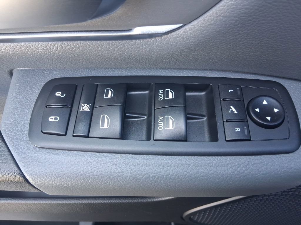 Used 2019 RAM 1500 Big Horn image 19