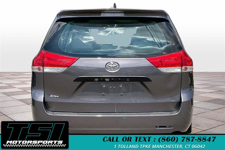 Used 2013 Toyota Sienna L FWD image 4