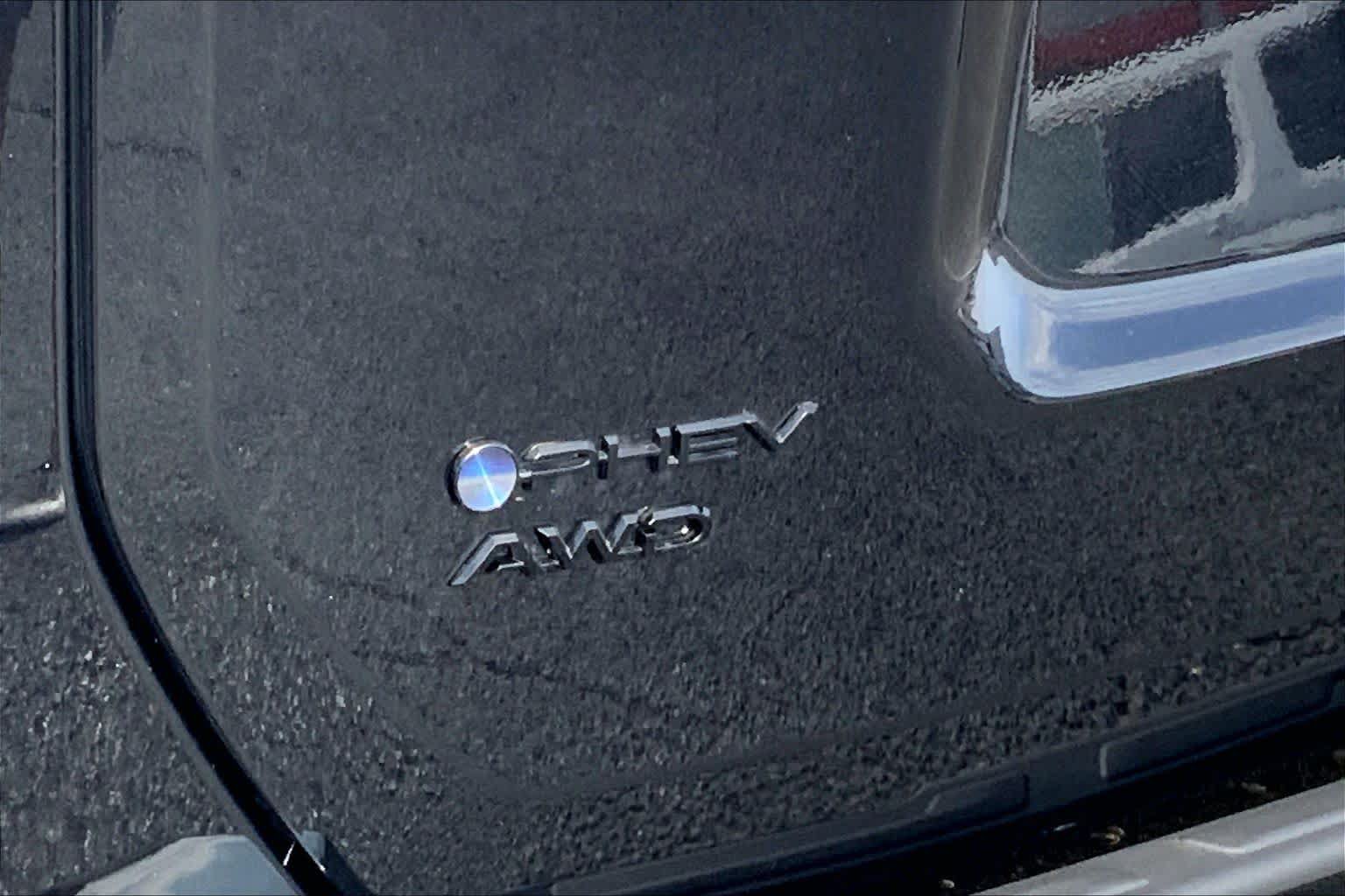 New 2026 Toyota RAV4 XSE AWD/4WD image 17