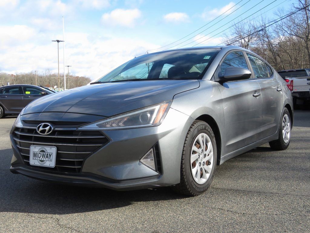 Used 2019 Hyundai Elantra SE w/ Cargo Package image 2