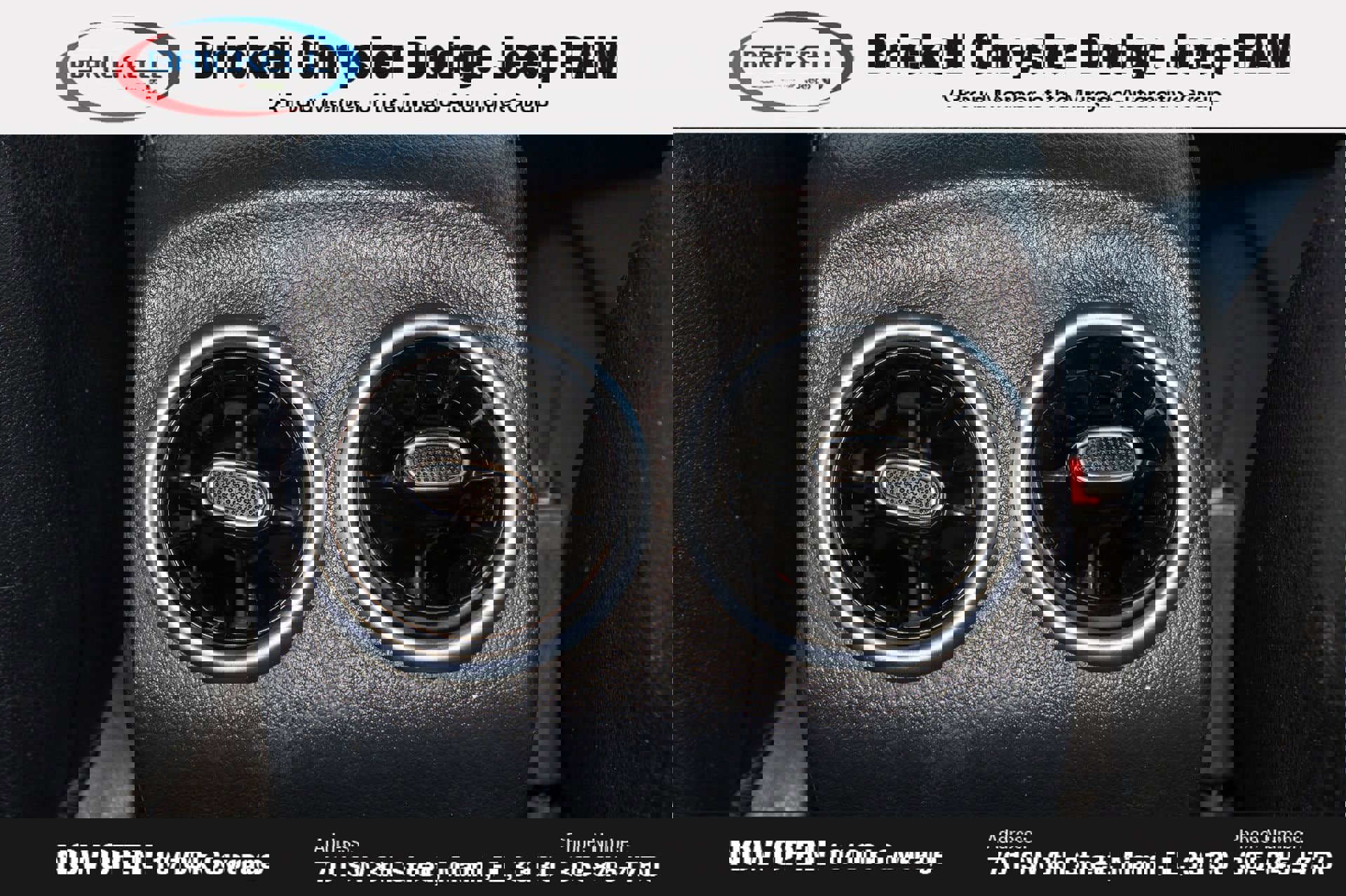 Used 2021 Mercedes-Benz GLB 250 4MATIC w/ Premium Package image 19