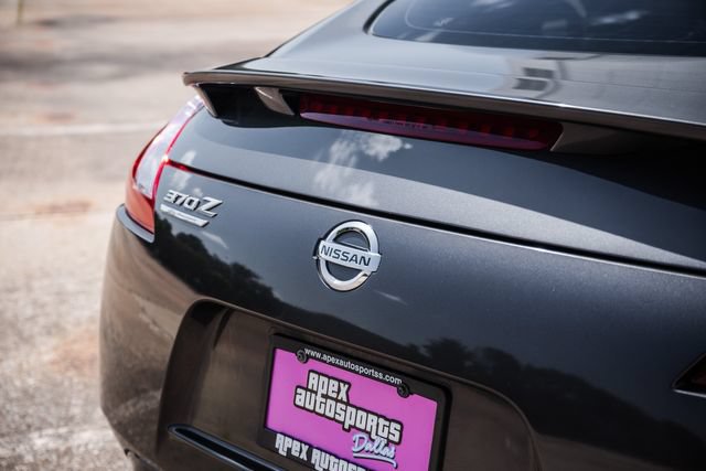 Used 2010 Nissan 370Z Touring w/ Sport Pkg RWD image 30