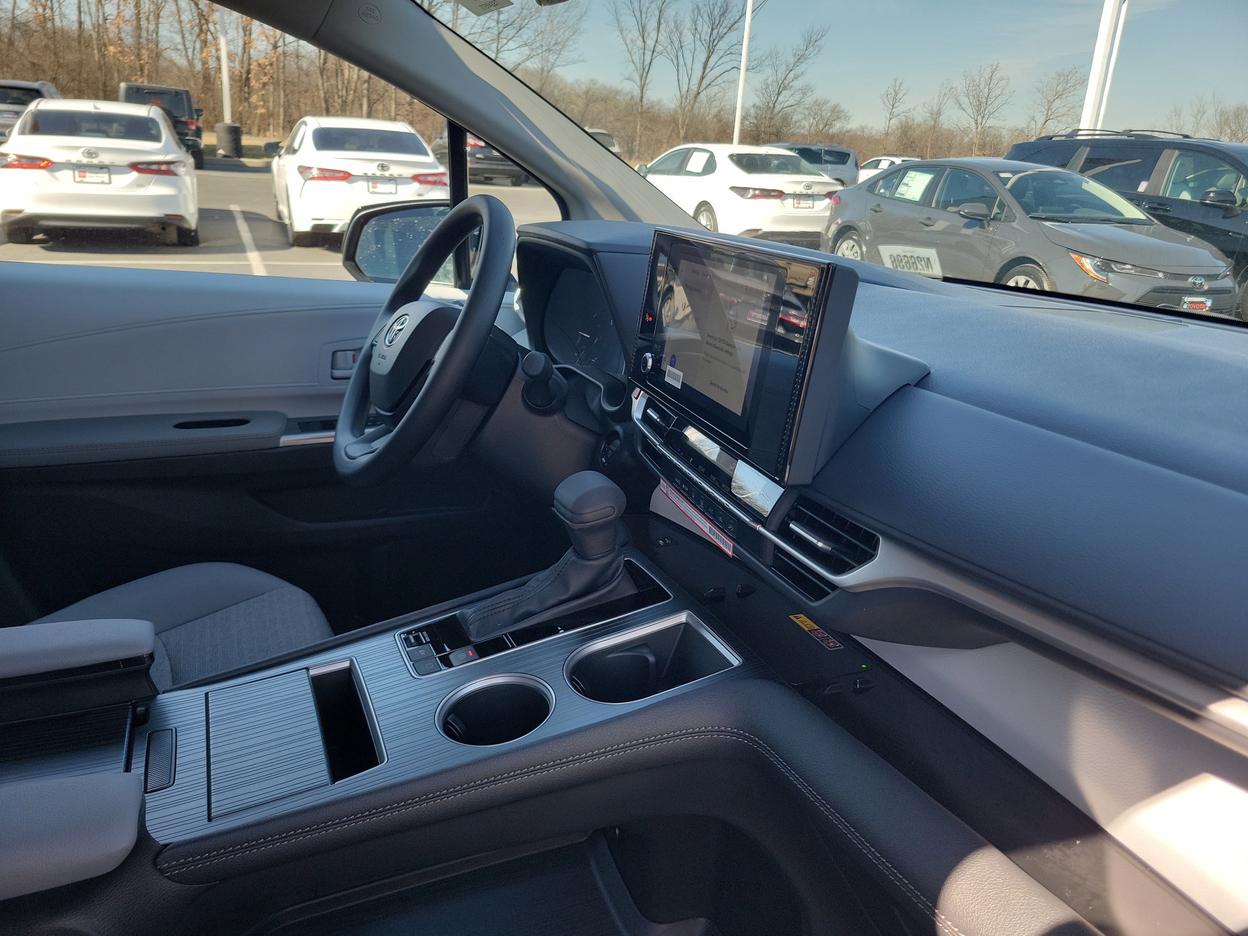 New 2026 Toyota Sienna LE image 29