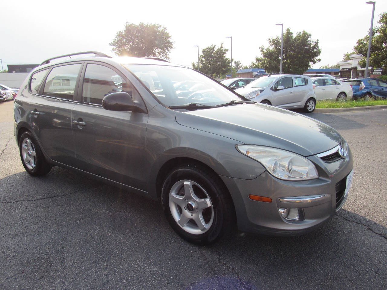 Used 2010 Hyundai Elantra SE w/ Popular Equipment Pkg 2 FWD image 33