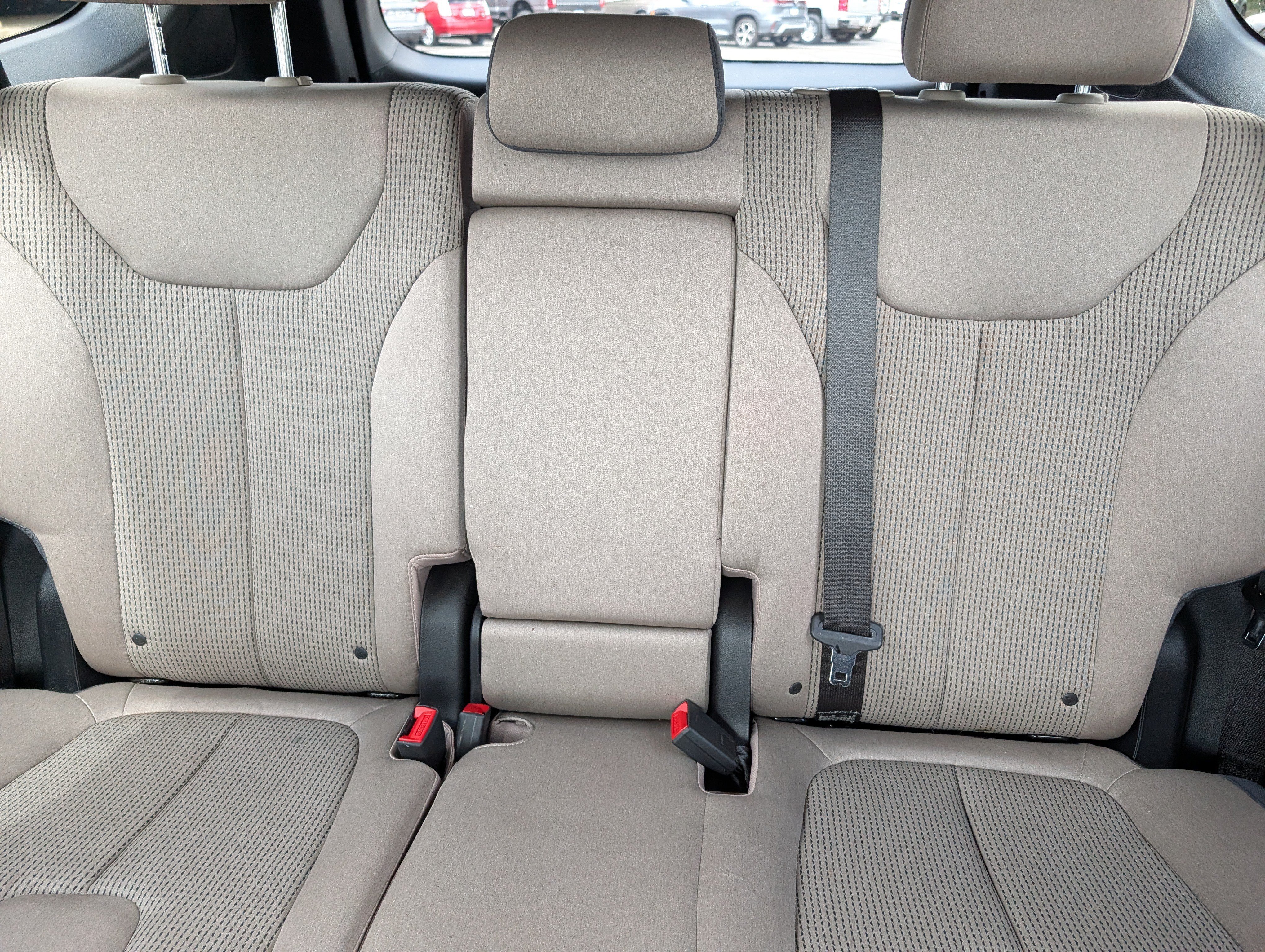 Used 2023 Hyundai Santa Fe SEL w/ Cargo Package AWD/4WD image 13